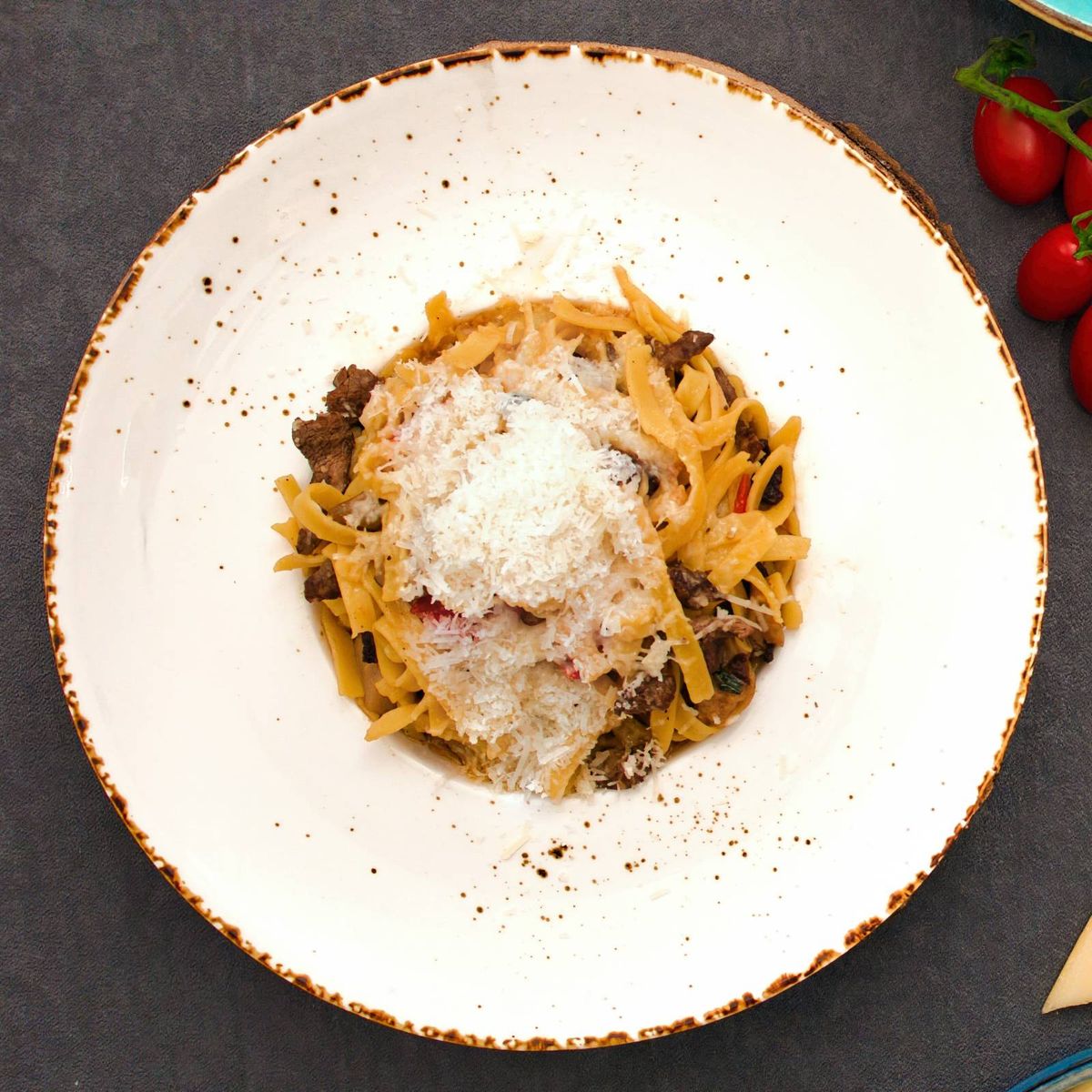 Paste cu vită și hribi